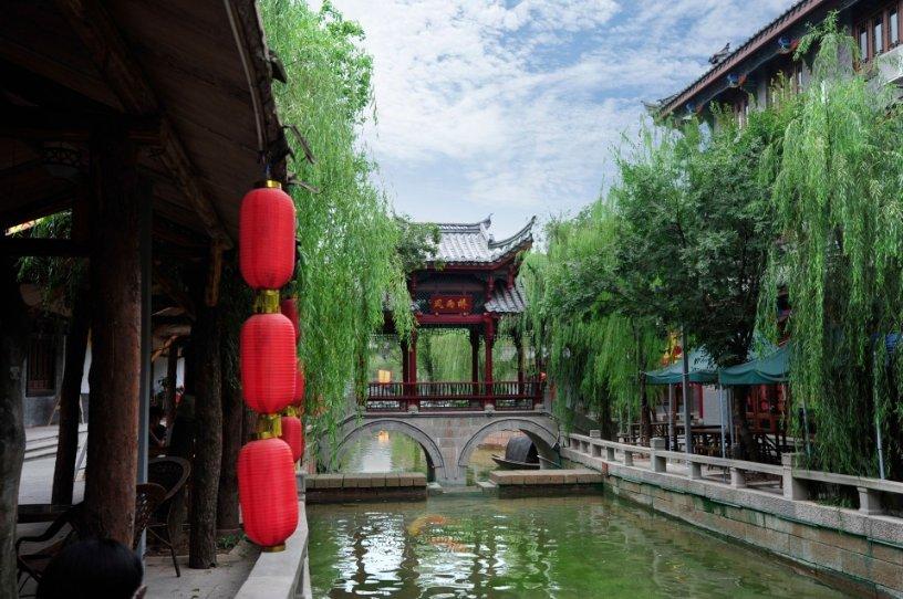 全员全心全力 中西医结合救治重症病患